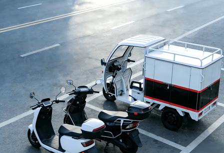 Sodium-ion Battery vs Lithium-ion Battery: A Complete Buyer’s Guide for Commercial Applications